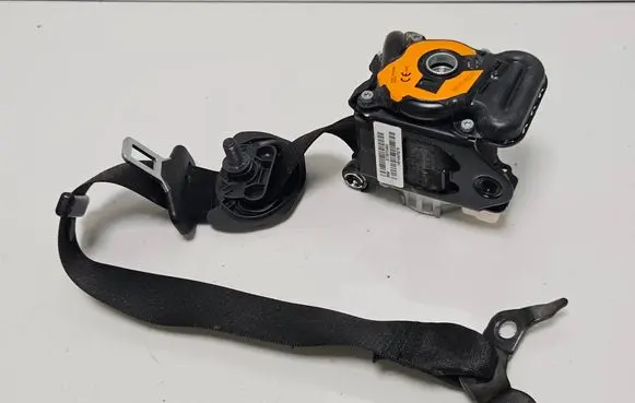 BMW X3 F25 Front seatbelt S1736724903 14B1494P0278