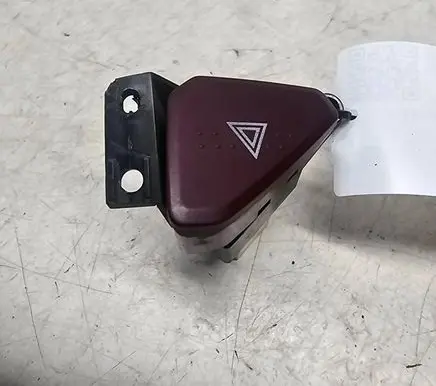 Mitsubishi Pajero Hazard light switch