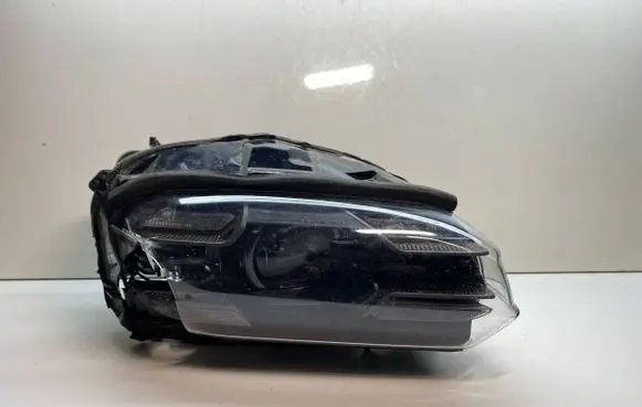 Porsche Taycan 9J1 Headlight/headlamp 9J1941060F 135700132113 1140H400005