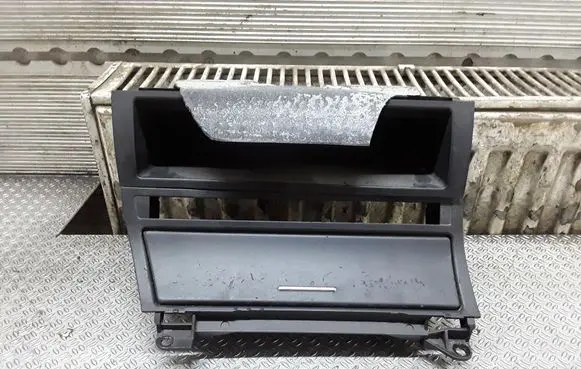 BMW 3 E46 Ashtray (front) 51168268887A