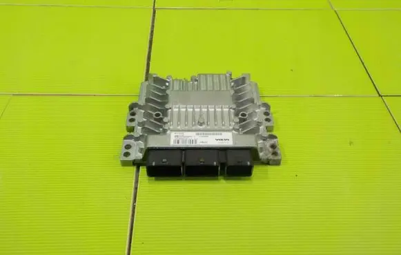 Volvo S40 Engine control unit/module 31269095 12AB22
