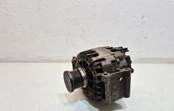 Mercedes-Benz C W204 Generator/alternator A0009067902