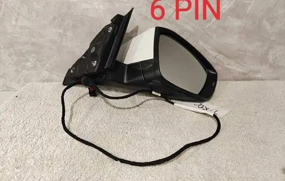 Volkswagen T-Roc Front door electric wing mirror E1041491