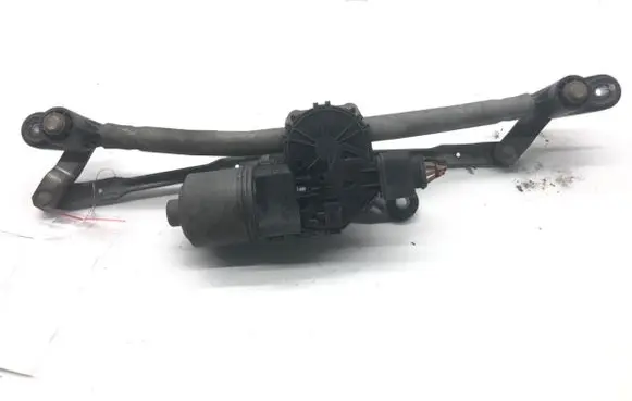 Front wiper linkage and motor
