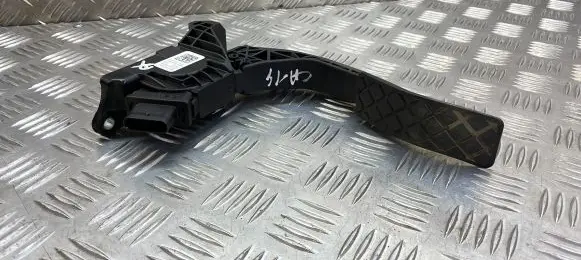 Audi A4 S4 B9 Accelerator throttle pedal 8W1723523
