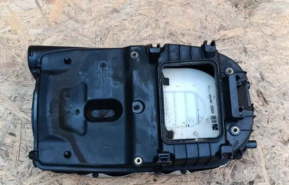 Air filter box