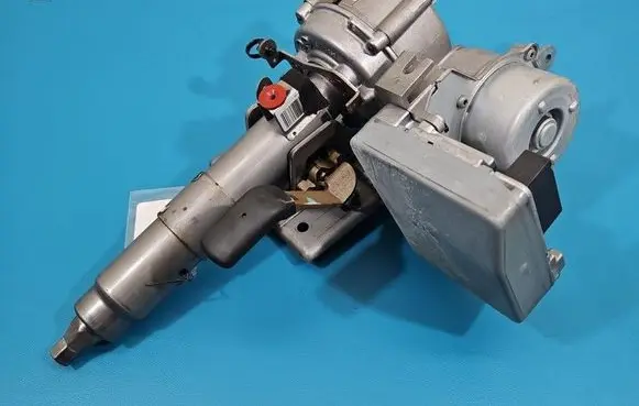Ford Fiesta Power steering pump 8V513C529JG IMPRK1548178