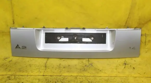 Audi A2 Tailgate/trunk/boot exterior handle 8Z0853465A