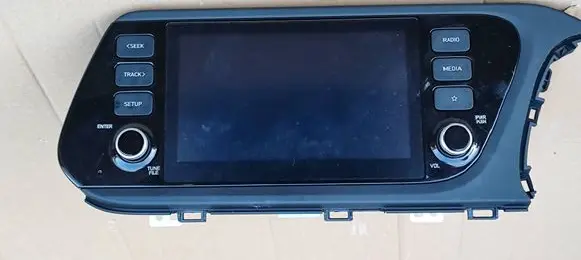 Radio/CD/DVD/GPS head unit