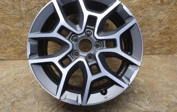 R18 alloy rim