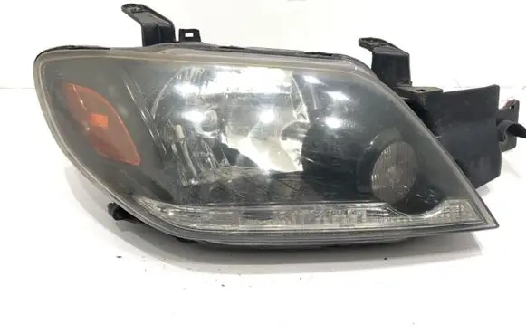 Mitsubishi Outlander Headlight/headlamp