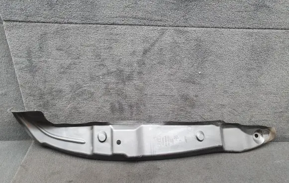 Audi A6 C7 Fender end trim 4G0821112