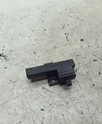 Volkswagen Touareg II Keyless (KESSY) go control unit/module 8K0907247 39542221