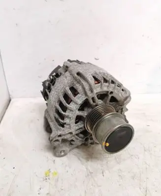 Volkswagen Golf VII Generator/alternator 04E903021N 315023622 2622498B
