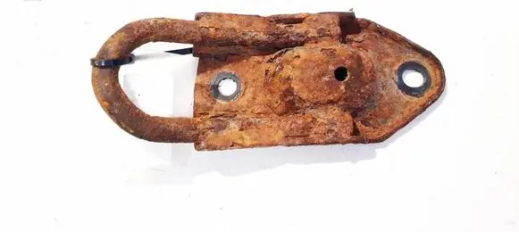 Toyota Corolla Verso AR10 Towing hook eye 