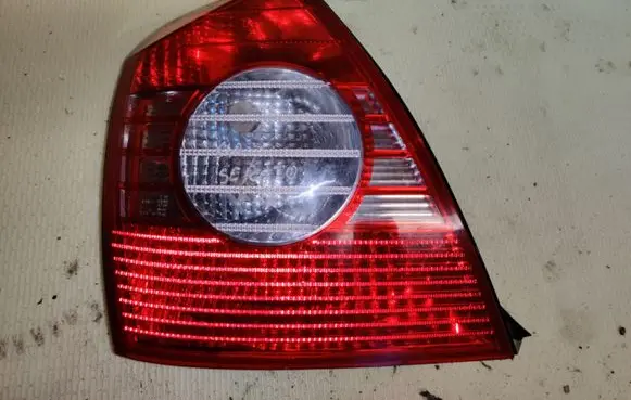 Hyundai Elantra Rear/tail lights