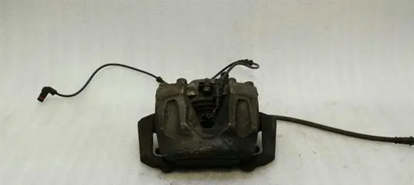 Mercedes-Benz CLS C218 X218 Front brake caliper A2044213681