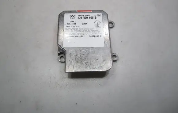 Volkswagen PASSAT B5.5 Airbag control unit/module 1C0909605B K431