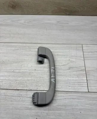 BMW 5 E60 E61 Front interior roof grab handle 9143516