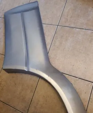 Suzuki Grand Vitara I Rear door trim (molding) 7769065DA01