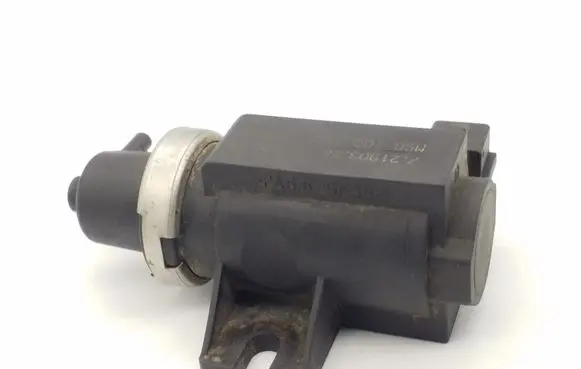 Land Rover Discovery Turbo solenoid valve 72190326 02T271