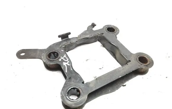 Citroen DS5 Front bumper mounting bracket 9800645680 3912G