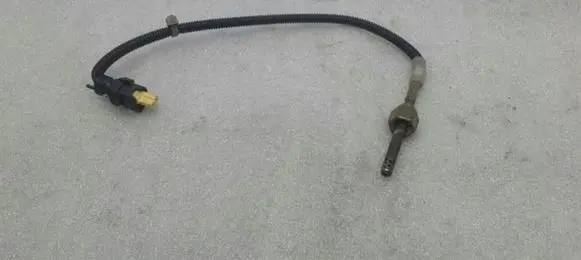 Mercedes-Benz C W205 Lambda probe sensor A0009055202