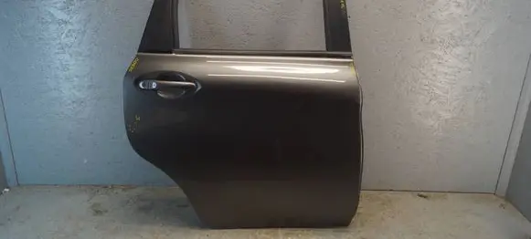 Nissan Note (E12) Rear door 
