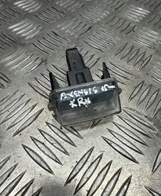Toyota Avensis T270 Number plate light