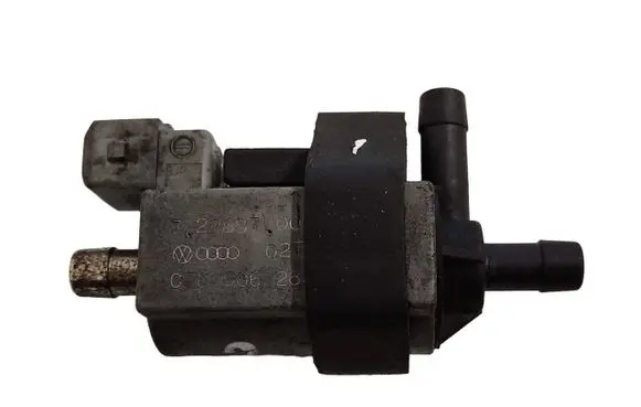 Audi A3 S3 8L Turbo solenoid valve 078906283A 00T235 72268700