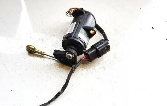 Hyundai Trajet Accelerator throttle pedal 0281002470 681300291