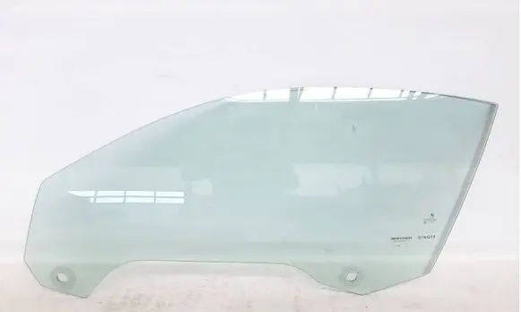 BMW M8 F91 F92 G14 G15 Front door window glass four-door 