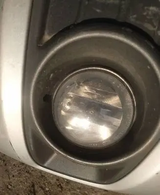 KIA Carens II Front fog light