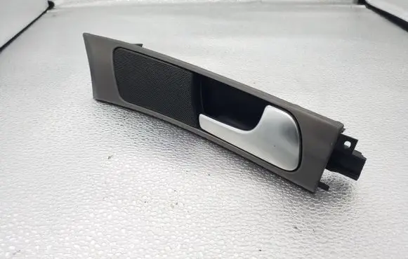Audi A6 S6 C5 4B Front door interior handle 4B837020