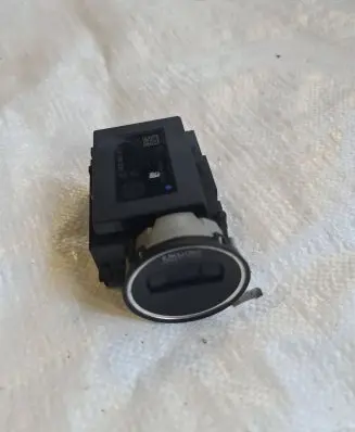 Volkswagen PASSAT B6 Ignition lock 3C0905843R 33303401 11602602463399