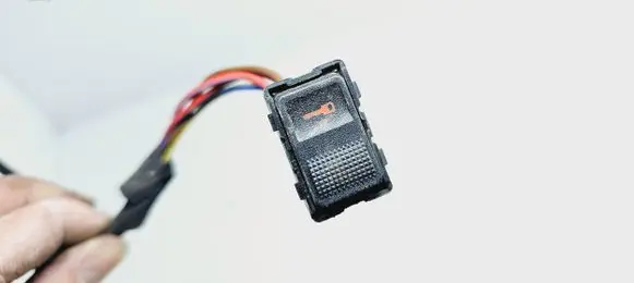 Audi A3 S3 8L Central locking switch button 8L0962107