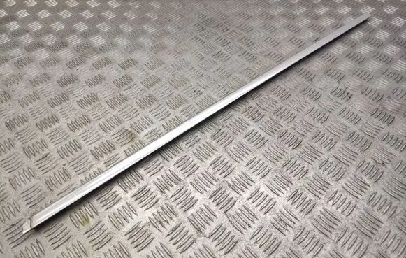 Volvo S80 Front door glass trim molding