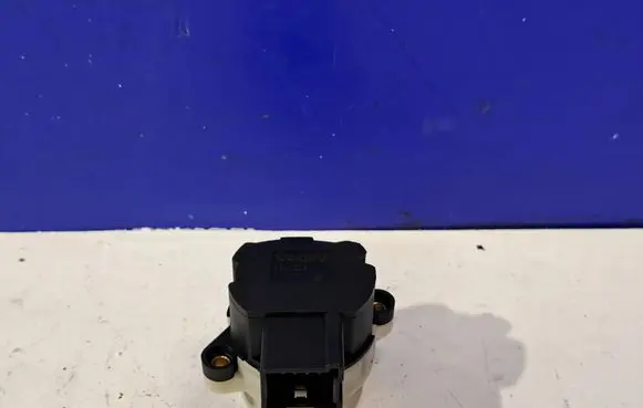 Volvo S60 Ignition lock 8645228