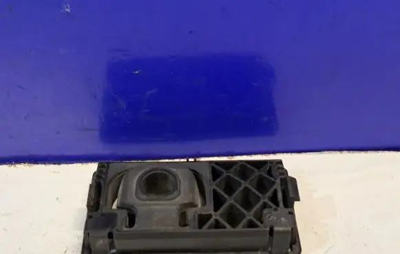 Radiator support slam panel bracket