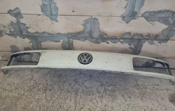 Volkswagen PASSAT B3 Front grill