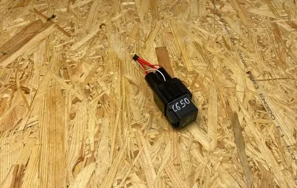 Mini Cooper F57 Coolant fan relay 9207913