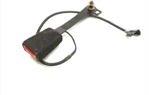 Front seatbelt buckle