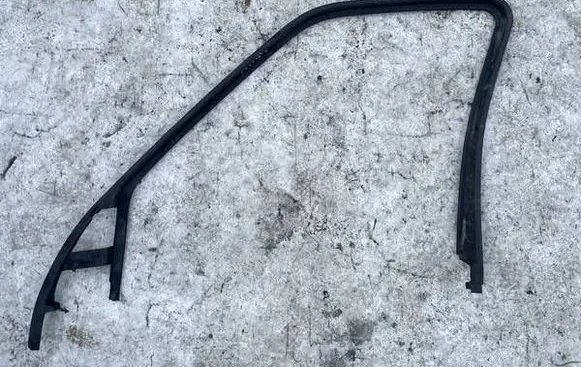 Land Rover Range Rover Sport L320 Other front door trim element EJN000100 EJN000100RH