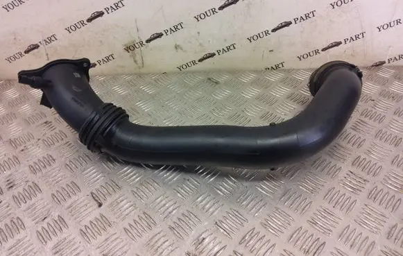 BMW 2 F22 F23 Intercooler hose/pipe 8601683