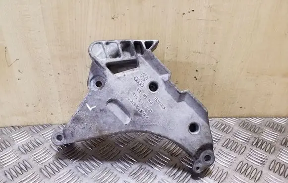 Volkswagen PASSAT B7 Engine mounting bracket 03L199207