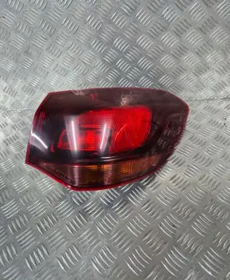 Opel Astra J Rear/tail lights 13314051
