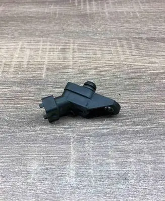 BMW 5 E39 Air pressure sensor 0261230046