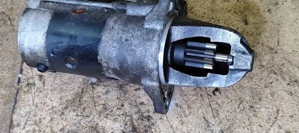 Subaru Legacy Starter motor M002T89071 23300AA620 9623