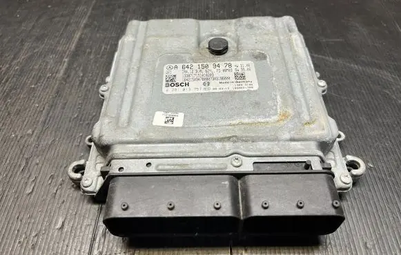 Mercedes-Benz ML W164 Engine control unit/module A6421509478 1039S21388 0281013757