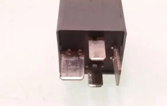 Ford Focus C-MAX Other relay 5M5T14B192EA V23136J4X62